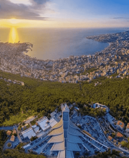De Beyrouth : visite guidée de Nahr Al-Kalb et Faraya ou Batroun