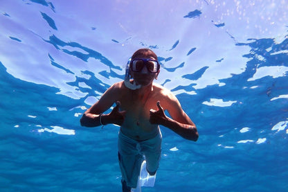 シャルム・エル・シェイク：高級ラス・モハメッドとホワイトアイランドのシュノーケリングボートツアー