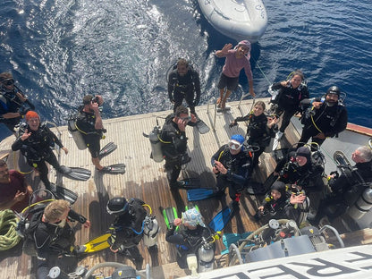 Sharm El Sheikh: Over Night Diving and Snorkeling Trip for Advanced Divers