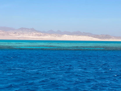 Sharm El Sheikh: Ras Mohammed ve White Island’a Korsan Teknesiyle Şnorkelle Dalış Turu
