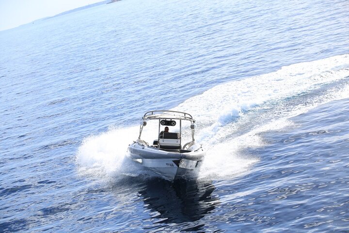 Sharm El Sheikh: Private VIP Speedboat Tour with Snorkeling