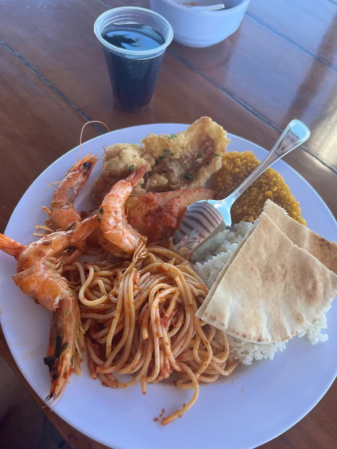 シャルム・エル・シェイク：ラグジュアリーヨットで行くラス・モハメッド＆ホワイトアイランドシュノーケリングツアー