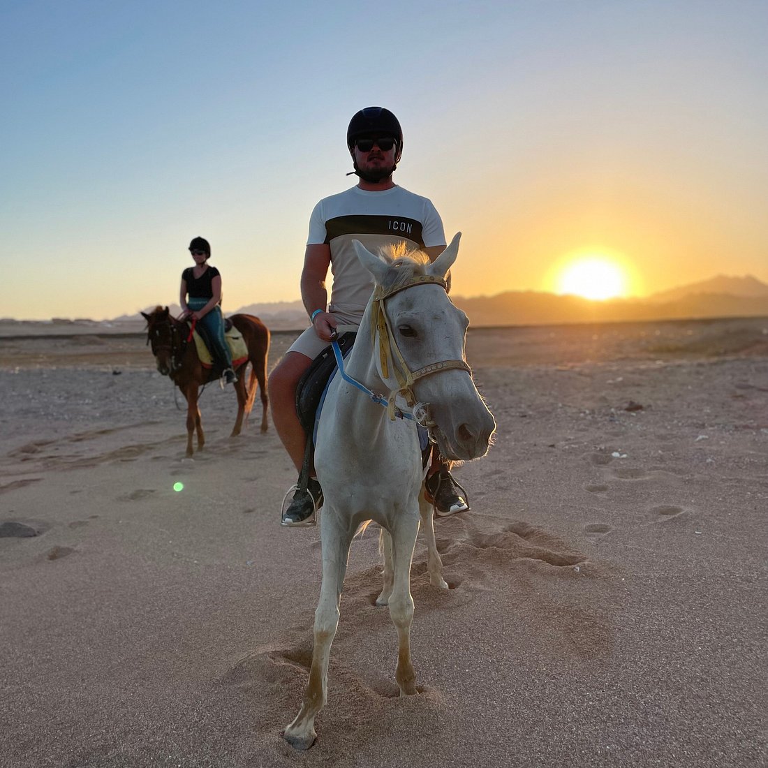 Sharm El Sheikh: Călărie la apus de soare în deșert