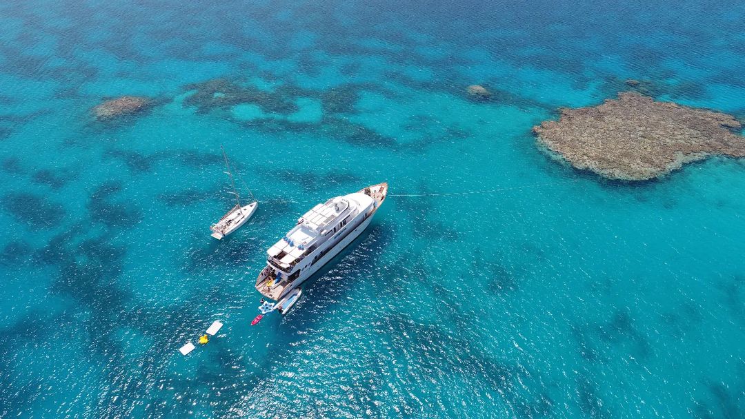 Z El Gouna: jednodniowa lub nocna wycieczka prywatnym jachtem MV Tala
