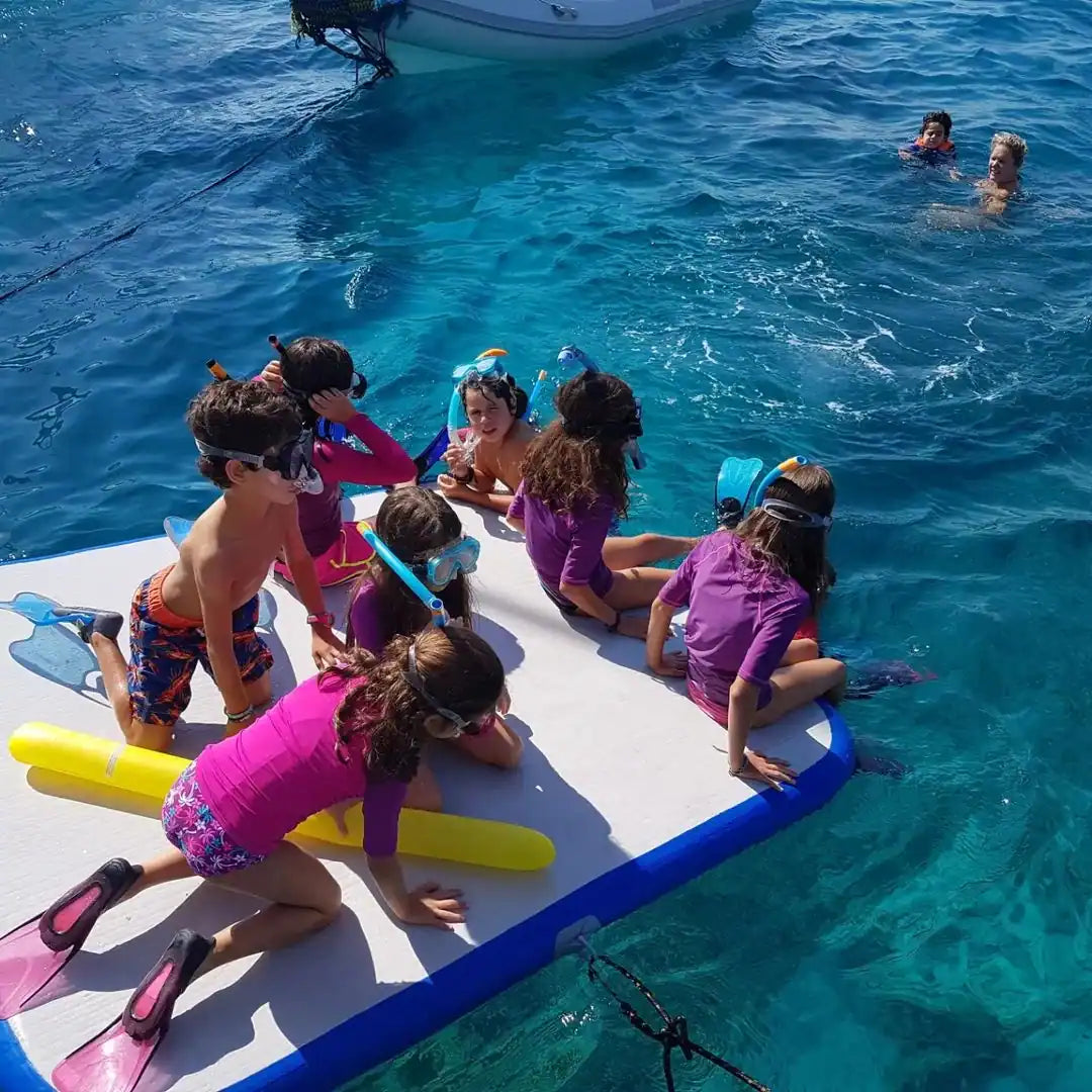 Fra El Gouna: MV Tala Private Yacht Dagstur eller Overnatting