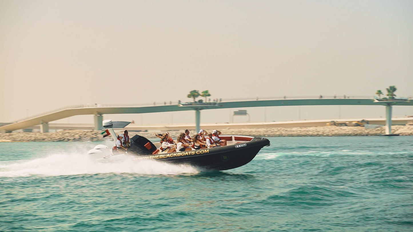 Dubai Marina: tur privat cu barca cu motor Burj Al Arab de 100 de minute