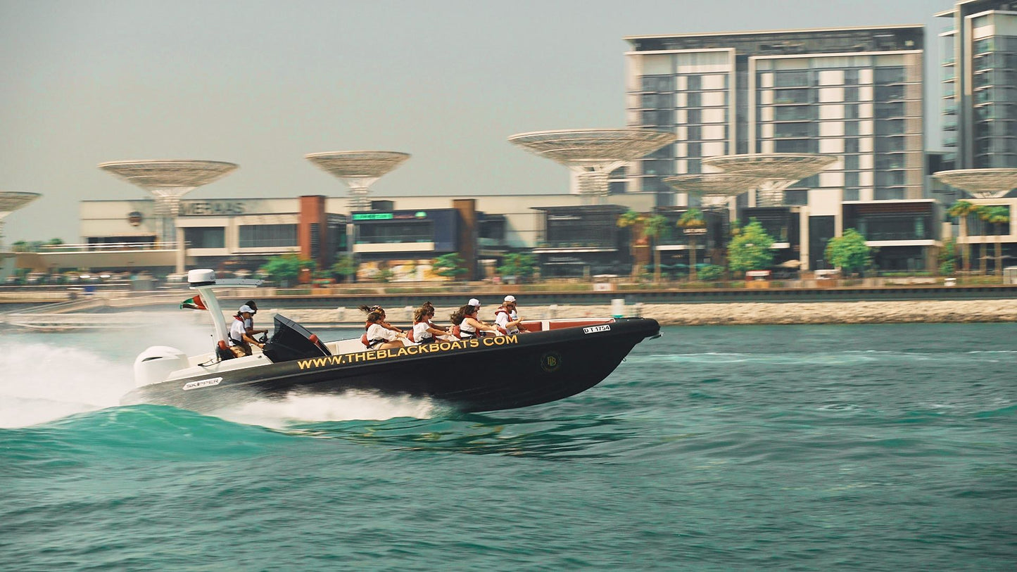 Dubai Marina: tur privat cu barca cu motor Burj Al Arab de 100 de minute
