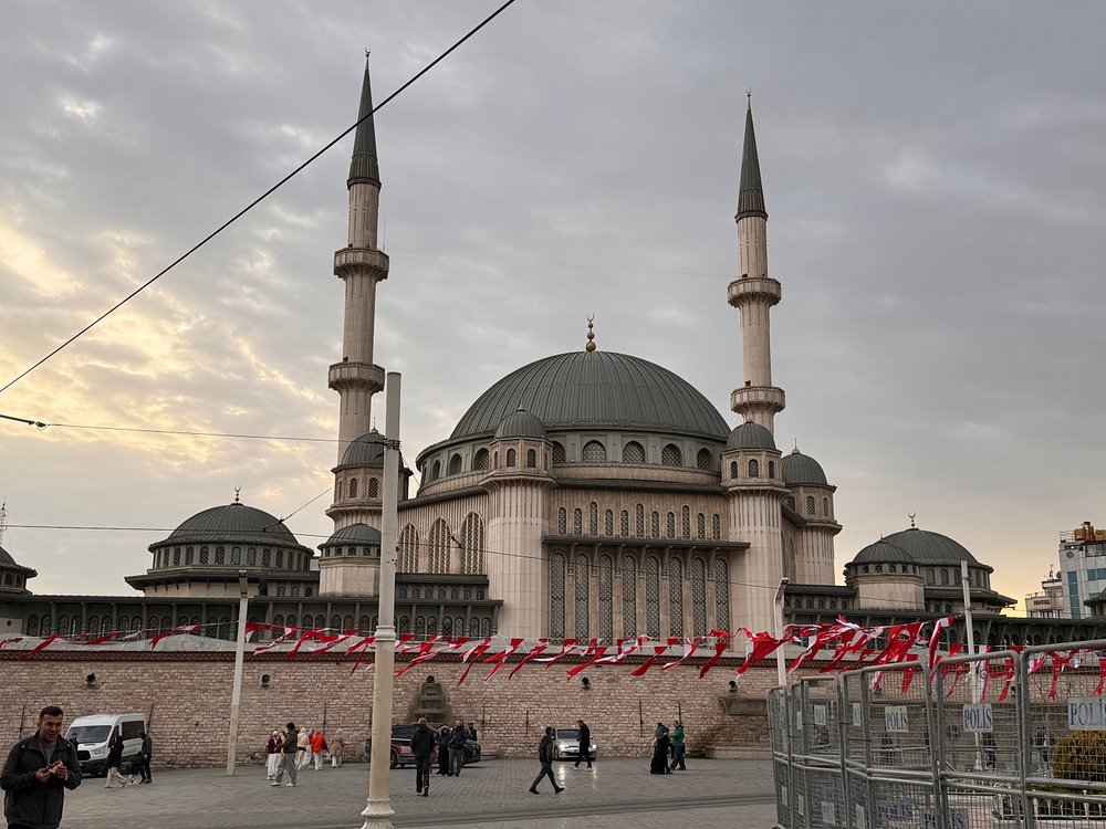 Istanbul : visite privée pendant une escale avec transferts depuis/vers l’aéroport