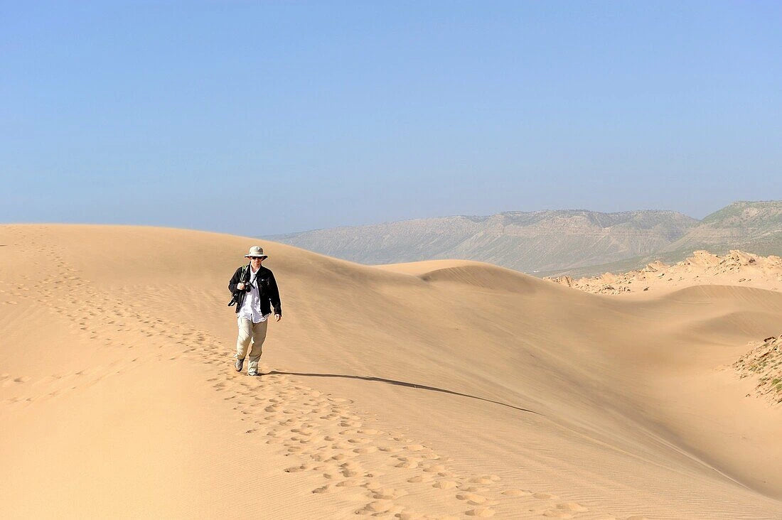 From Agadir: tour de sandboard y dunas de Timlalin con paseo en camello opcional