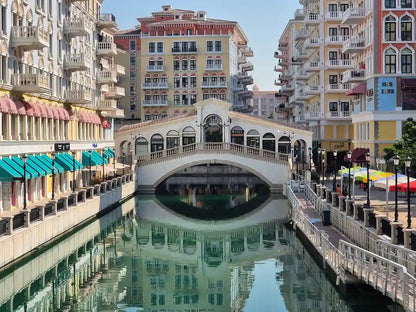 Doha: 4-timmars stadstur till Souq Waqif, The Pearl, Katara Village och Qatars nationalmuseum