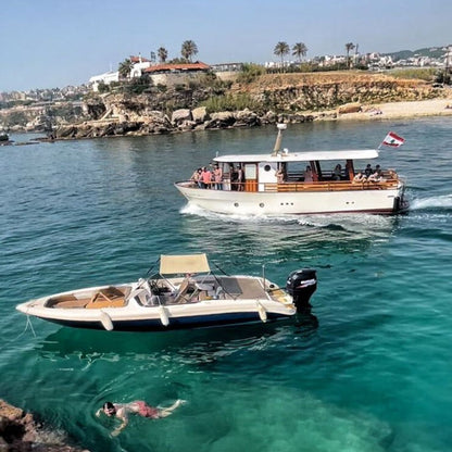 جبيل: تأجير قارب سريع خاص إلى جونيه