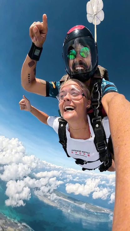 Ζανζιβάρη: Διπλό άλμα με αλεξίπτωτο (tandem) και πανοραμική πτήση με μεταφορές