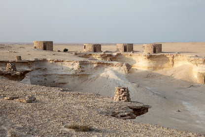 Vest-Qatar: Richard Serra-ørkenskulptur og Umbrella Rock-tur