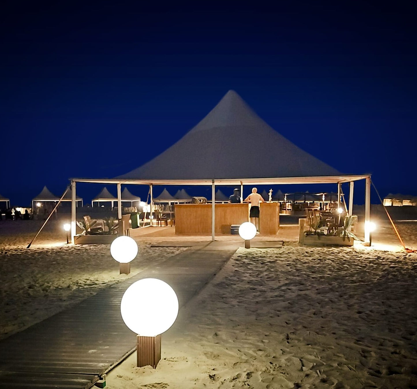 Doha: Overnight Desert Camping Experience with BBQ Dinner & Stargazing