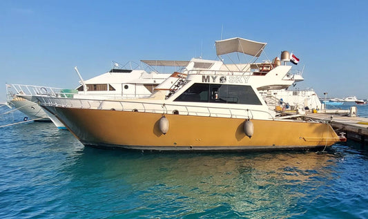 Hurghada: Prywatna wycieczka łodzią M/Y Sky z nurkowaniem z lunchem i napojami bezalkoholowymi