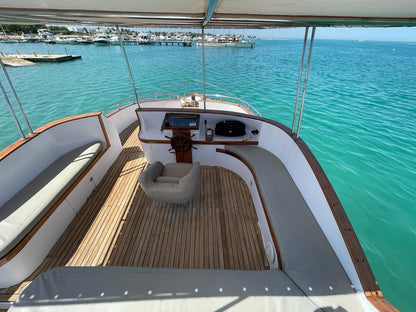El Gouna: Private Boat Day Trip to Bayoud