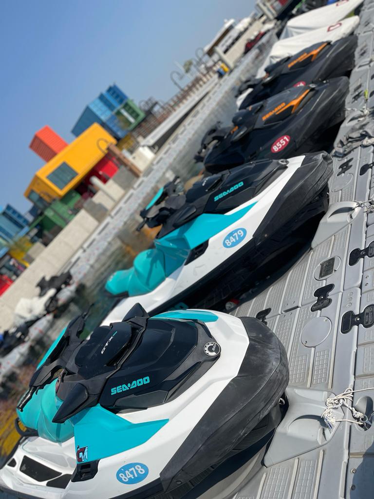 Doha: Jet Ski Tour to Al Safliyah Island with a guide