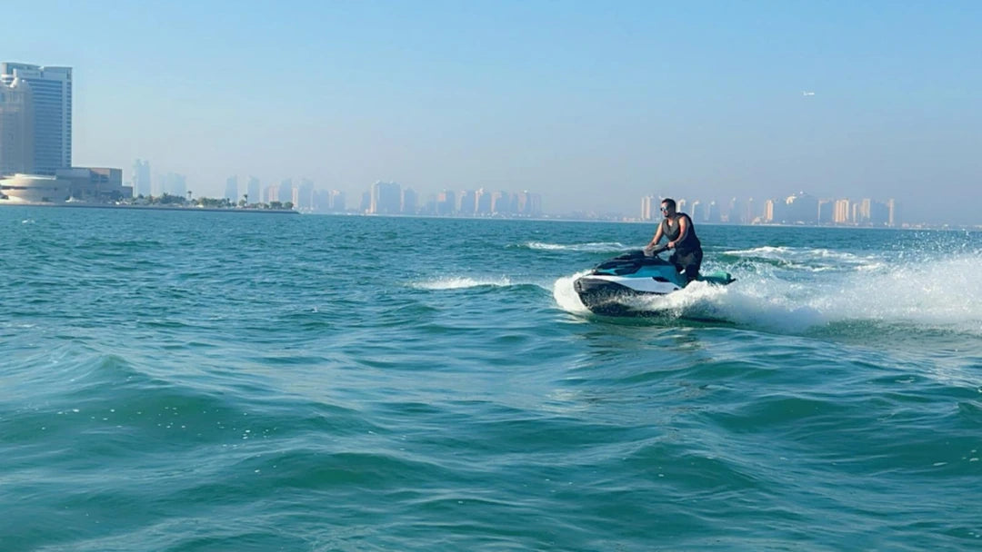 Doha: Aluguel de Jet Ski no Doha Corniche Box Park