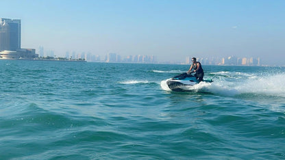 Doha: Aluguel de Jet Ski no Doha Corniche Box Park