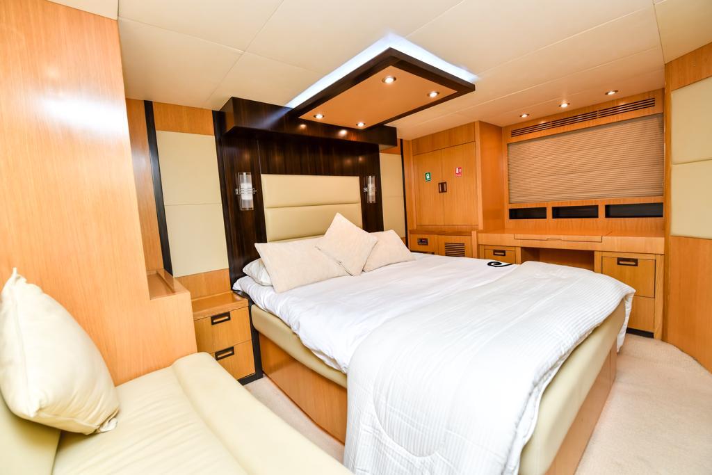 Dubai: MAJESTY 56ft Yacht Tour