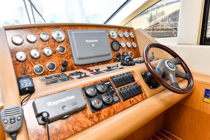 Dubai: privé majesteit 66FT verhuur