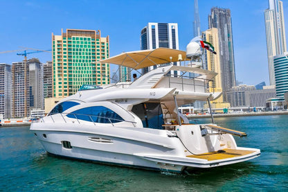 Dubai: privé majesteit 66FT verhuur