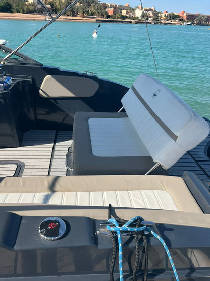 El Gouna: Private Fiber Speedboat Trip to Bayoud