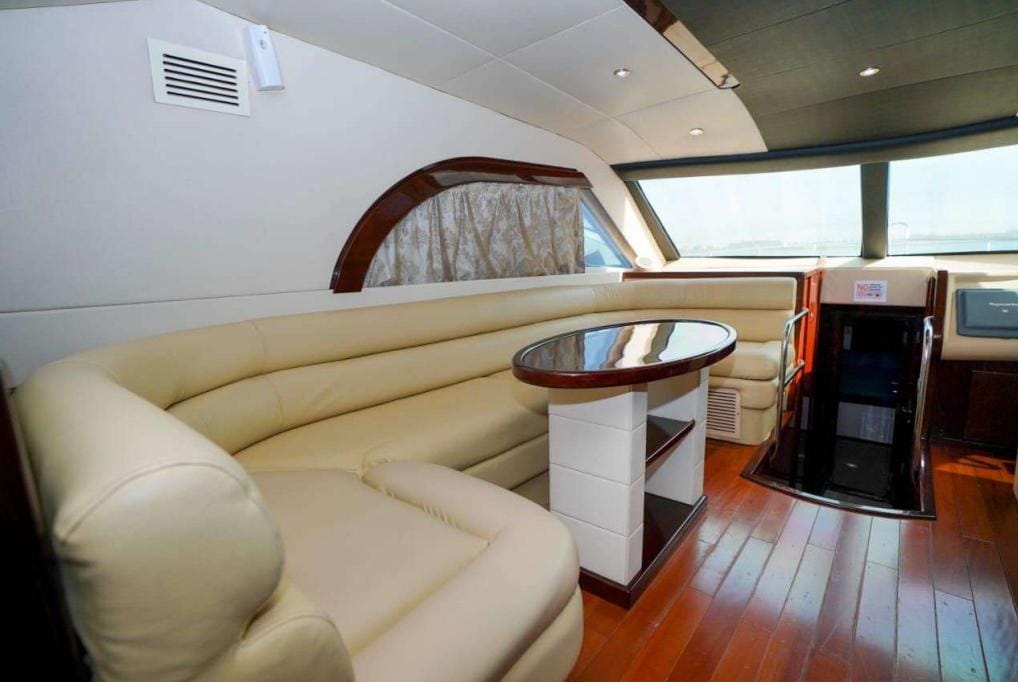 Dubaï : excursion en yacht de luxe de 50 pieds