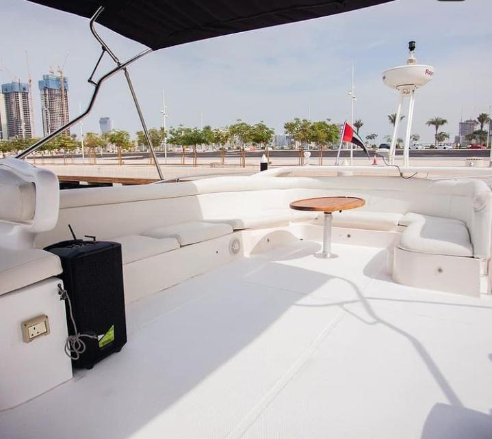 Dubaï : excursion en yacht de luxe de 50 pieds