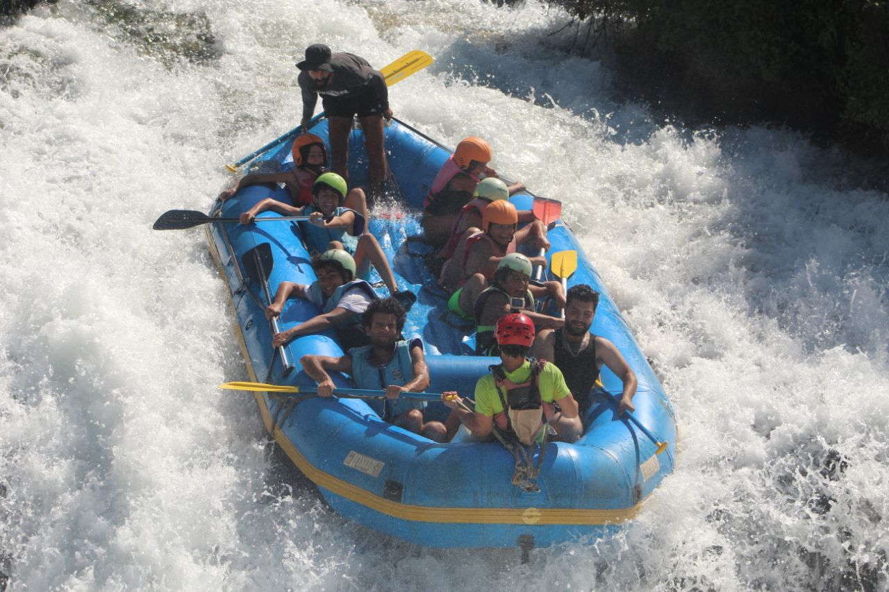 Liban: Experiență de rafting în râul Al-Assi