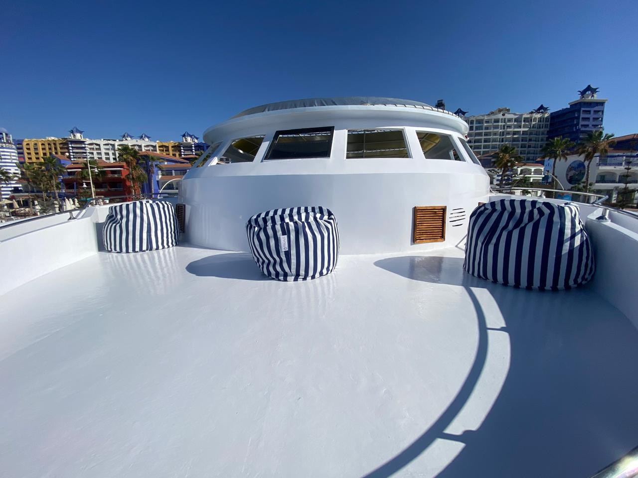 Porto Marina: privéjachttocht met zwemmen en optionele lunch aan de noordkust