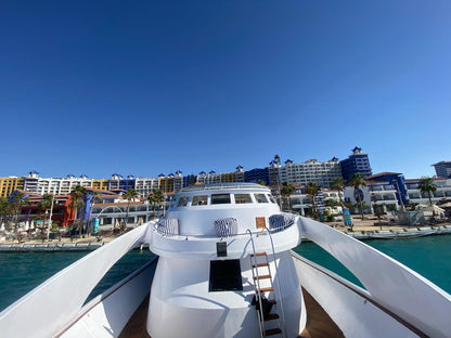 Porto Marina: privéjachttocht met zwemmen en optionele lunch aan de noordkust