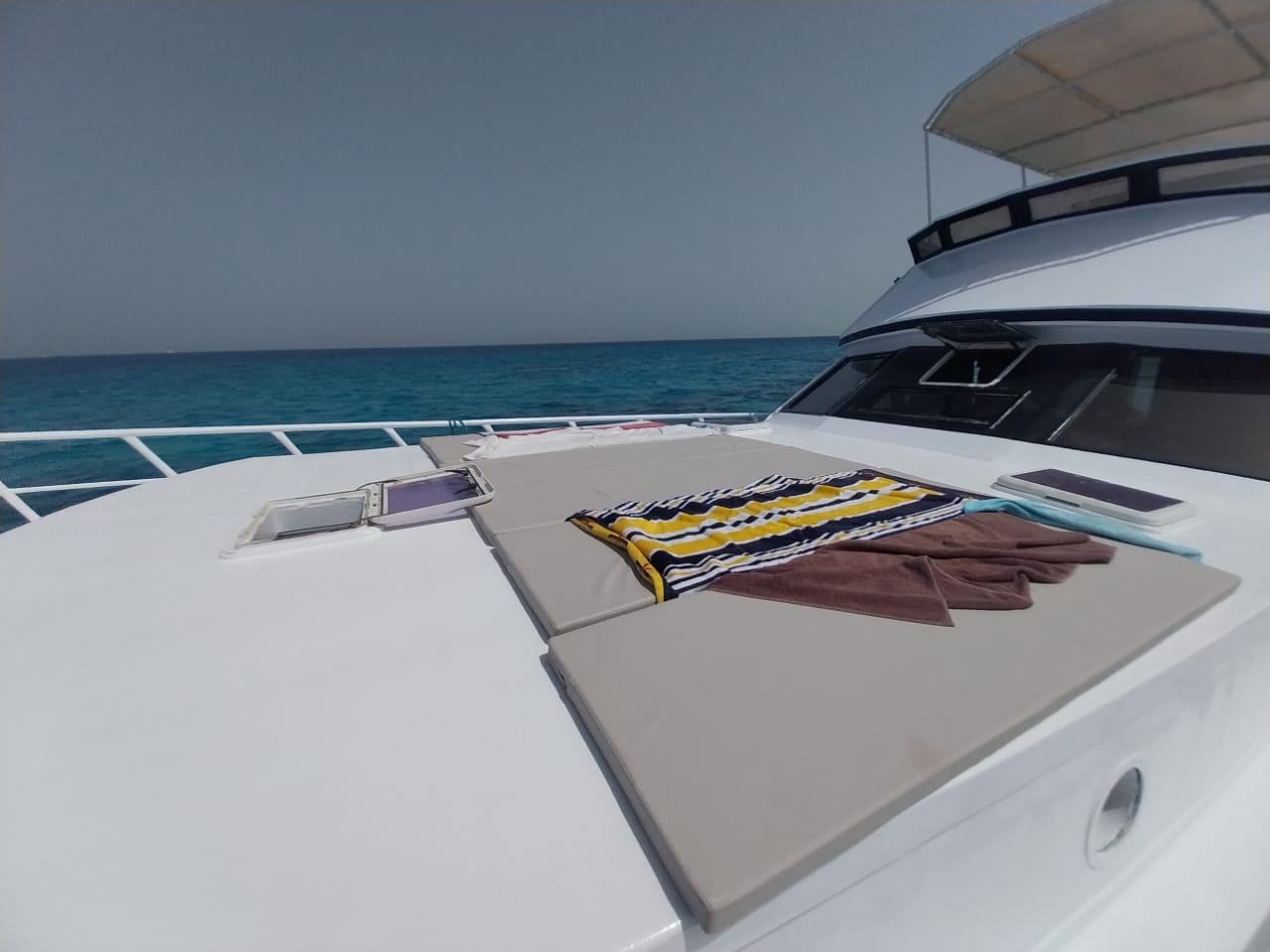 El Gouna: Private Boat Trip to Bayoud or Tawilah Island