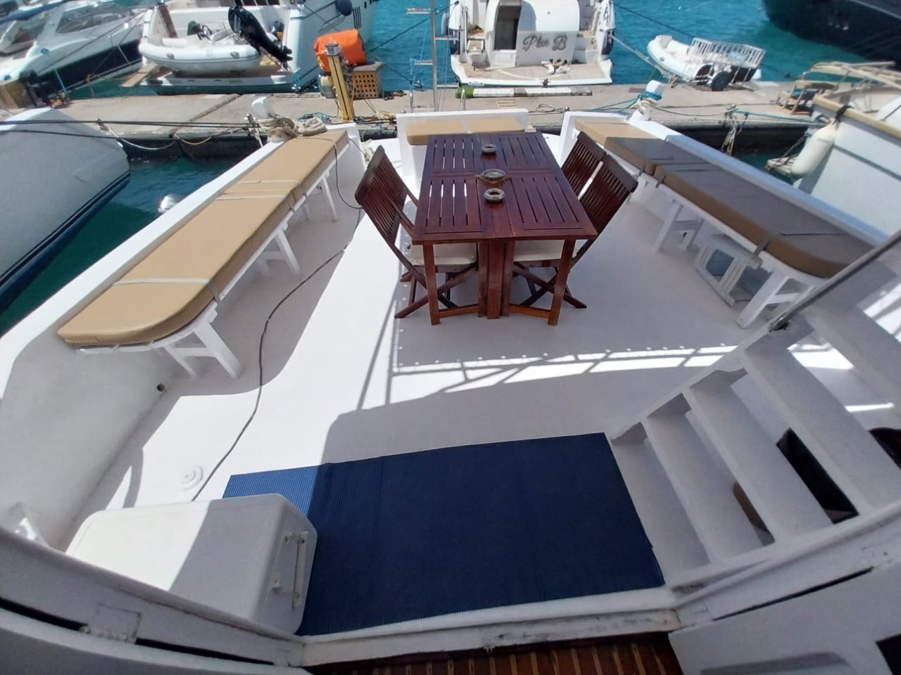 El Gouna: Private Boat Trip to Bayoud or Tawilah Island