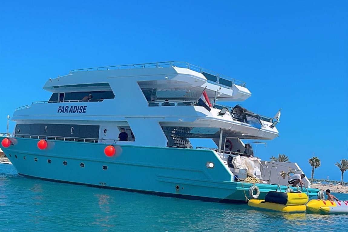 Marassi: Privater Yachtausflug mit Schwimmen und optionalem Mittagessen an der Nordküste