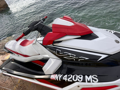 Batroun : expérience de voyage en location de jet ski