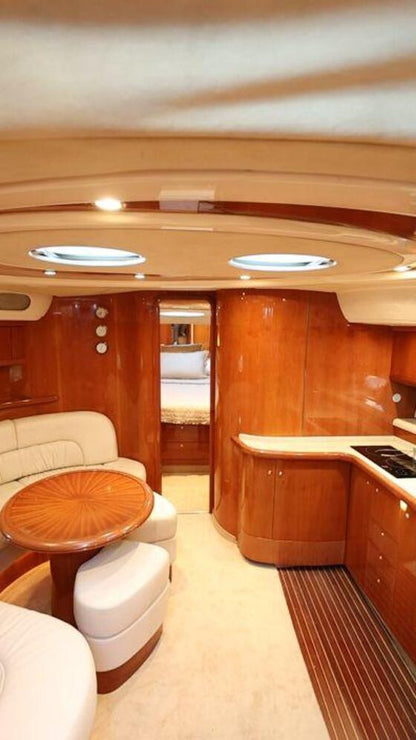 Beirut: Princess Yacht-Verleih von La Marina Dbayeh