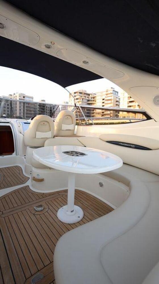 Beirut: Princess Yacht-Verleih von La Marina Dbayeh