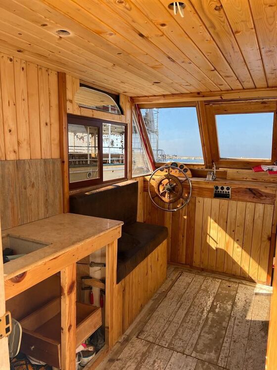 Beirut: Holzbootverleih 35 Fuß von Tripolis nach Rabbit Island oder Palm Island