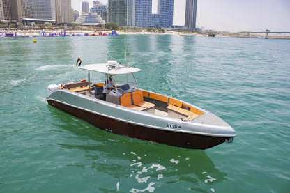 Dubai: Amsca Boat 40 ft • Private Boat Trip