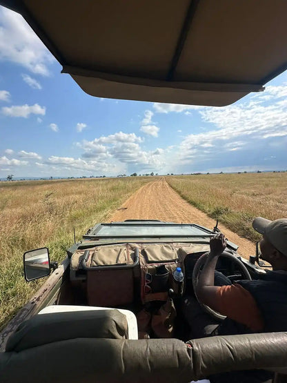 From Zanzibar : Safari aérien d’une journée au parc national de Mikumi