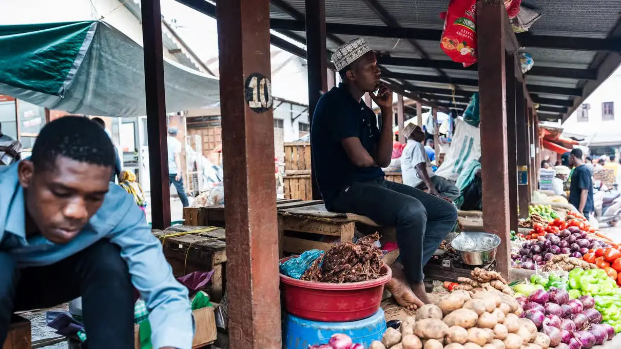Zanzíbar: tour a pie guiado por el mercado de comida callejera de Stone Town