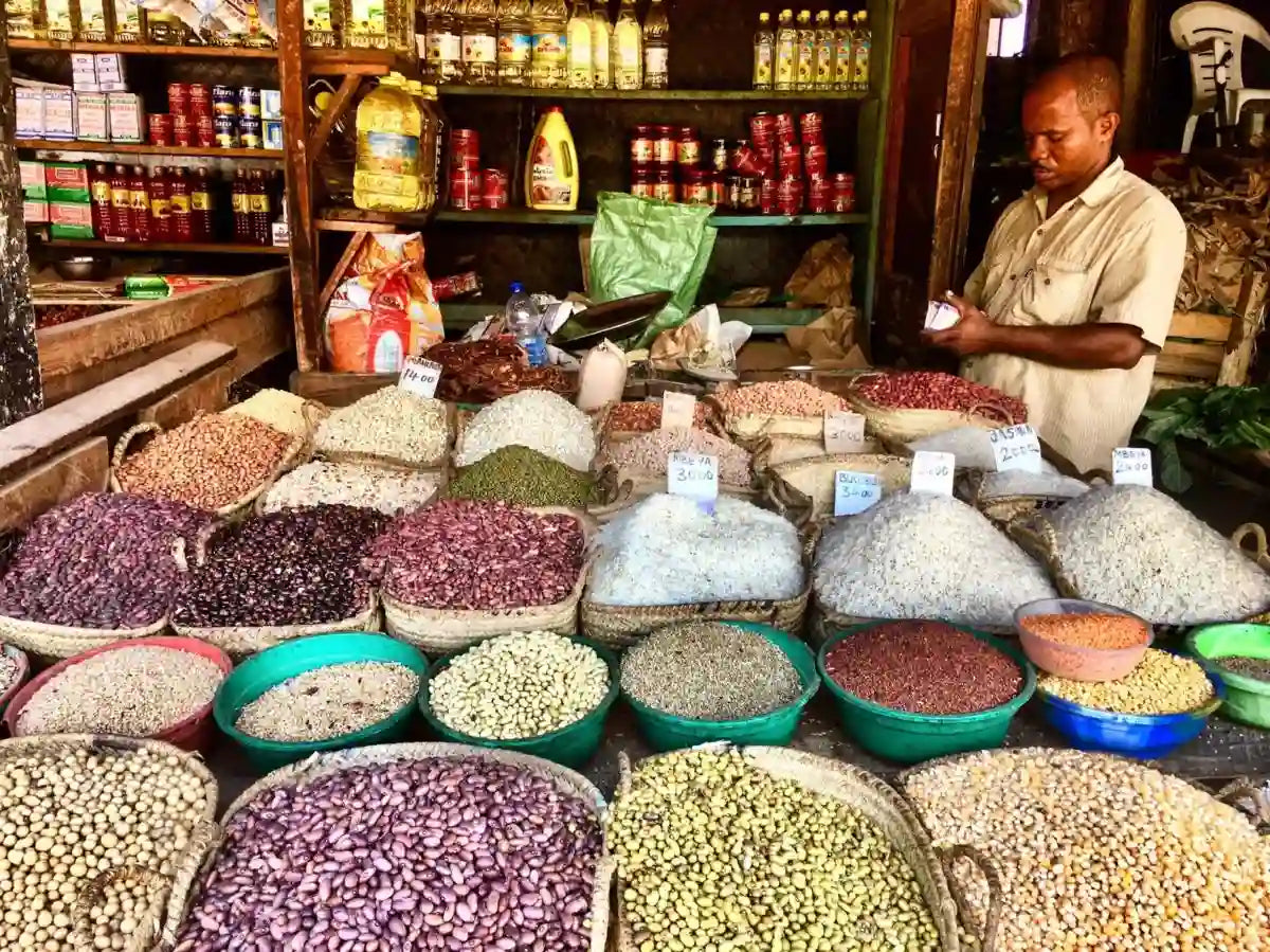 Zanzíbar: tour a pie guiado por el mercado de comida callejera de Stone Town