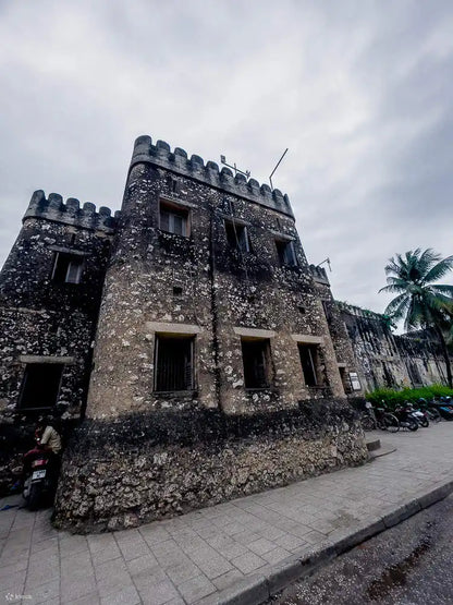 Zanzíbar: tour a pie guiado por el mercado de comida callejera de Stone Town