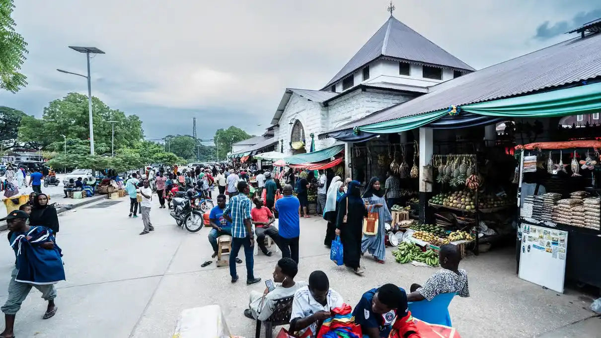 Zanzíbar: tour a pie guiado por el mercado de comida callejera de Stone Town