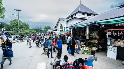 Zanzíbar: tour a pie guiado por el mercado de comida callejera de Stone Town