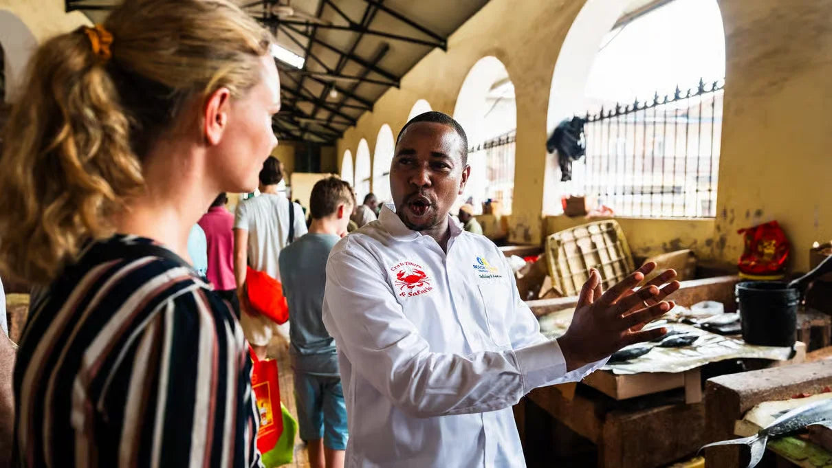 Zanzíbar: tour a pie guiado por el mercado de comida callejera de Stone Town