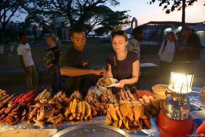 Zanzíbar: tour a pie guiado por el mercado de comida callejera de Stone Town
