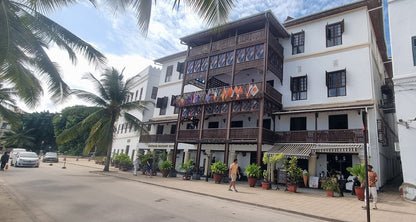 Zanzibar : visite privée de la forêt de Jozani, de la grotte de Kuza et de la plage de Paje