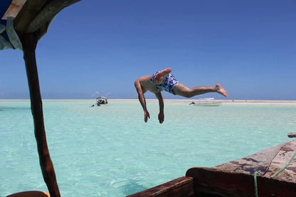 Zanzibar: Mnemba Island Dolphin Watching and Snorkelling Tour